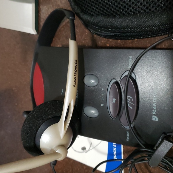 Plantronics Over Ear Wired Noise Canceling Telephone Headset System S11. - Picture 4 of 5